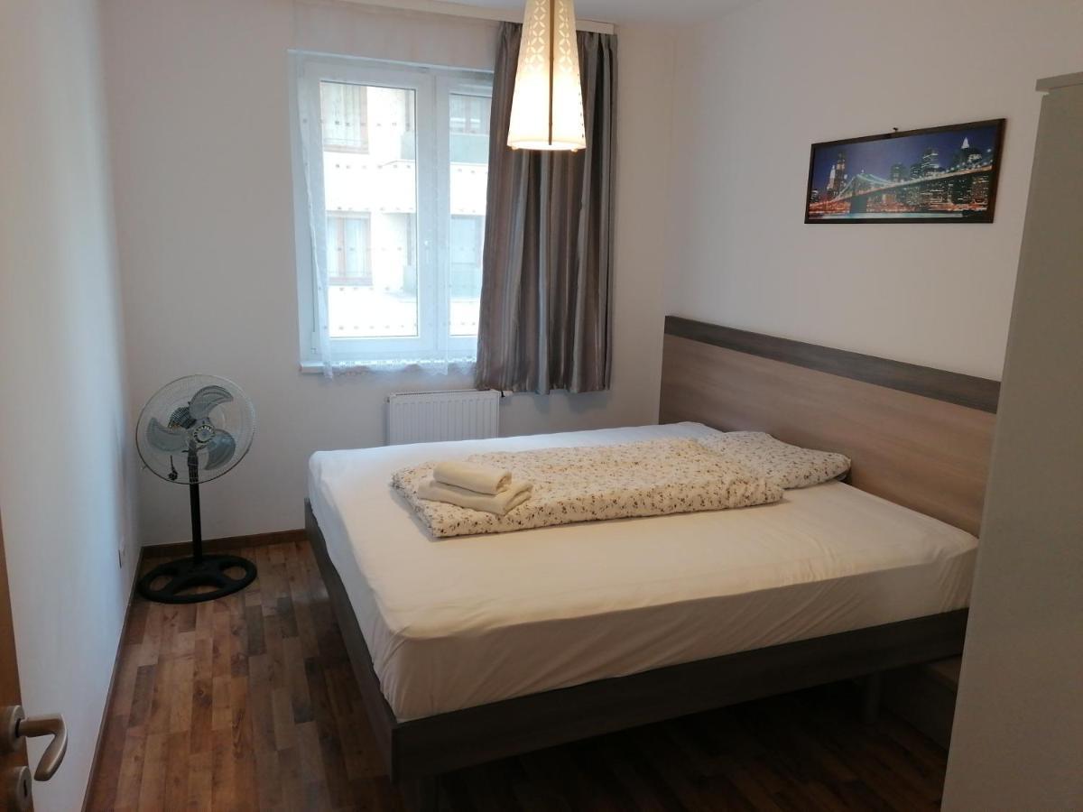 Corvin Holiday Apartments Hotel Budapest Exterior photo