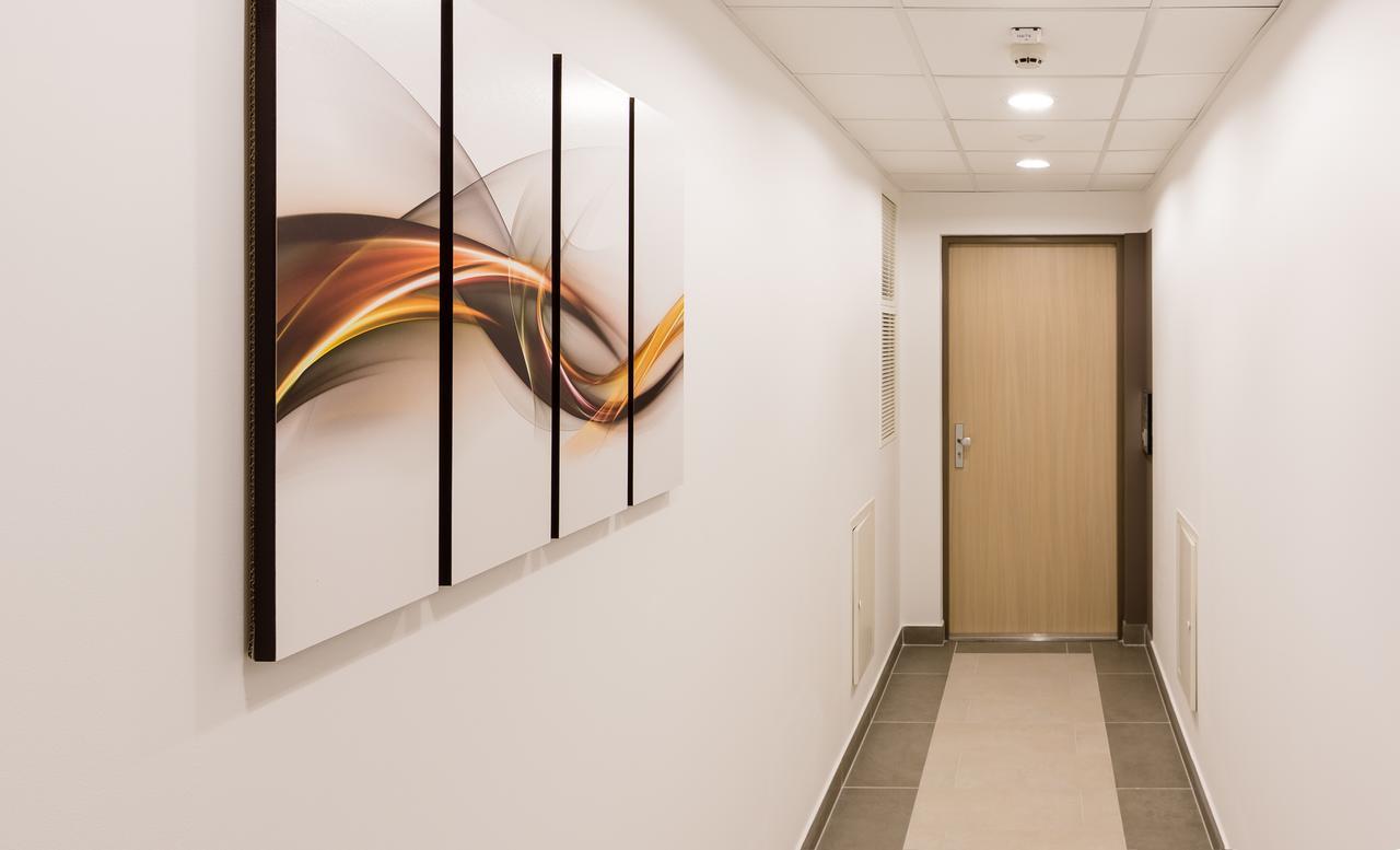 Corvin Holiday Apartments Hotel Budapest Exterior photo