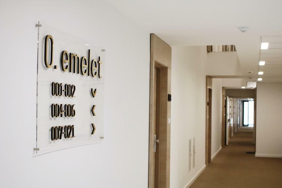 Corvin Holiday Apartments Hotel Budapest Exterior photo