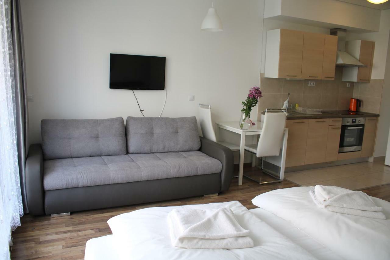 Corvin Holiday Apartments Hotel Budapest Exterior photo