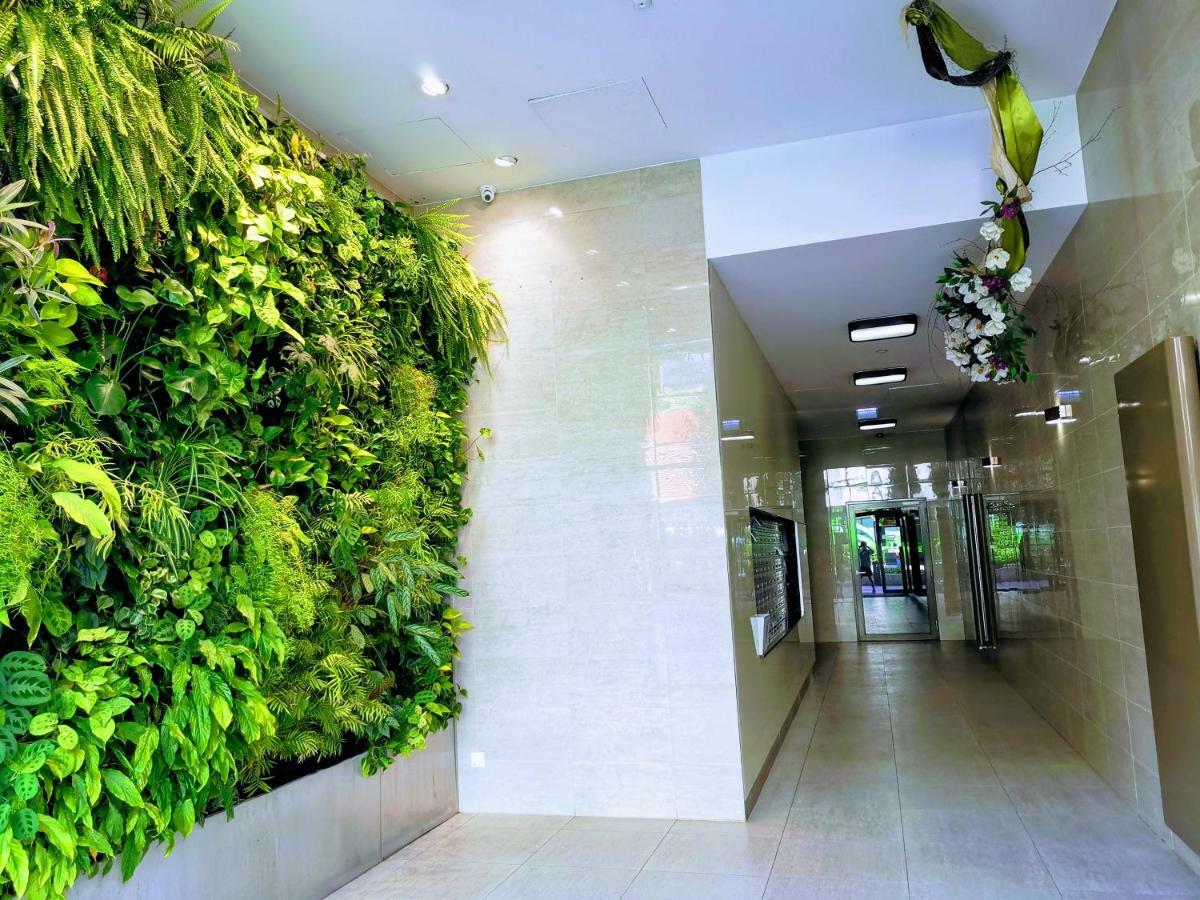 Corvin Holiday Apartments Hotel Budapest Exterior photo