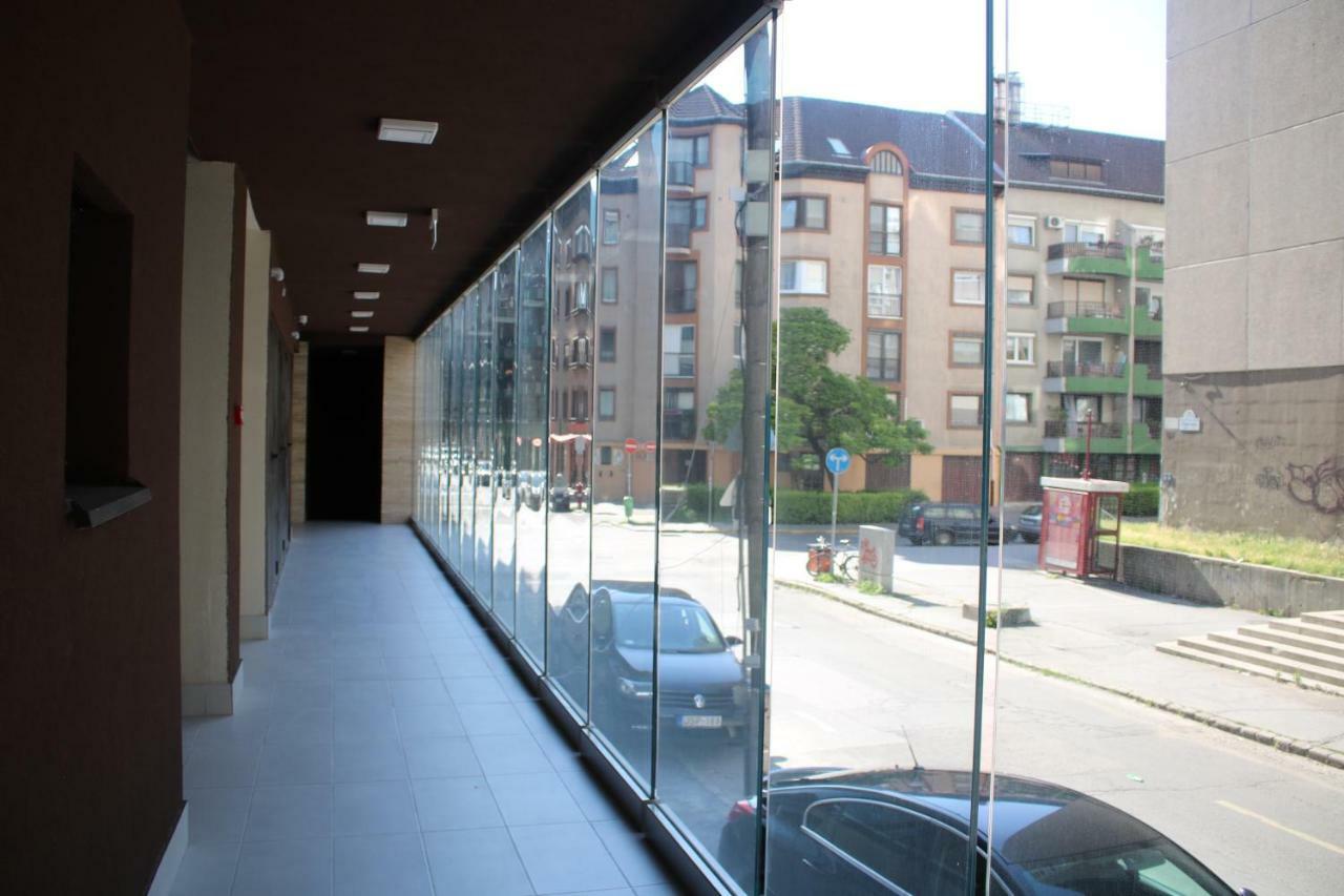 Corvin Holiday Apartments Hotel Budapest Exterior photo
